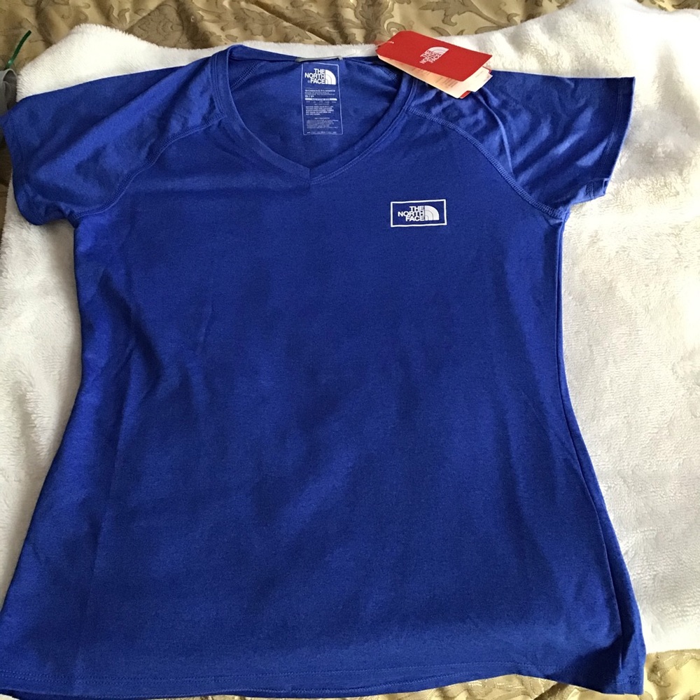 The North Face Women’s V- Neck Tee
